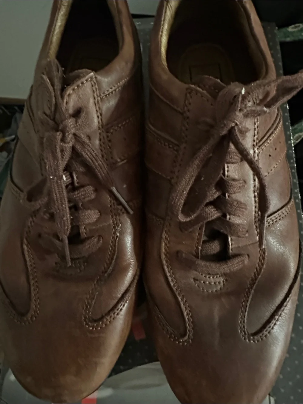 Johnston & Murphy Brown Leather Distressed 10M men’s Lace-Up Oxfords